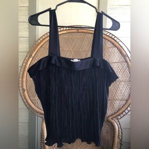 Vintage Women's Black Pleated Tank Top From Gossa… - image 1